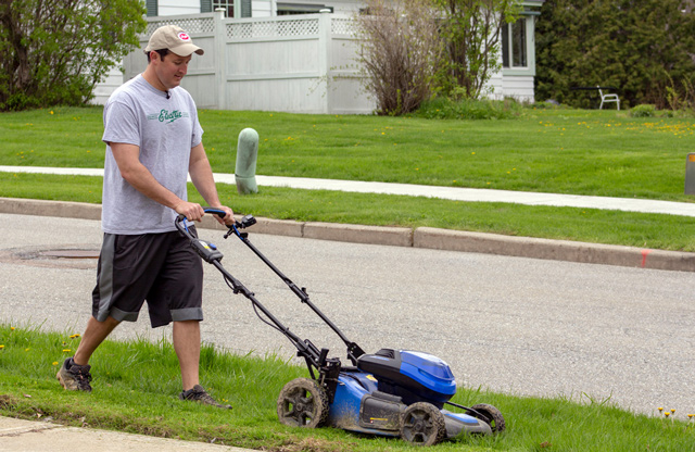 Burlington Electric Department Launches New Electric Lawn Mower Rebate 